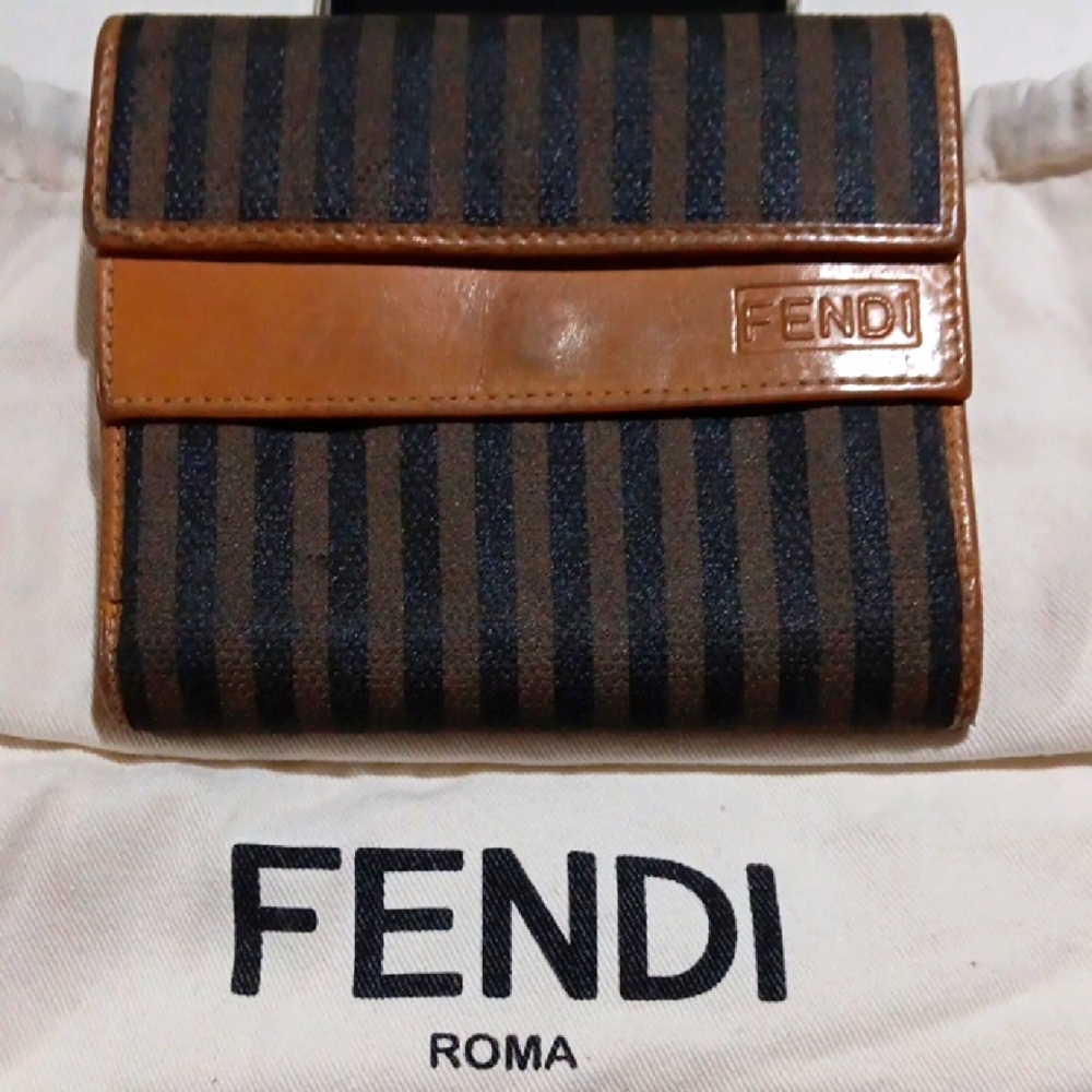 Fendi Vtg Signature Leather/Canvas Trifold Wallet w Dust Bag Wristlet Chain EUC
